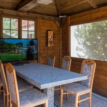 Haus Adora By Interhome Daire