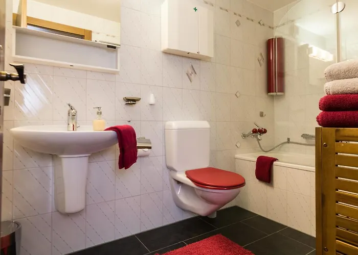 Appartamento Haus Adora By Interhome Saas-Almagell