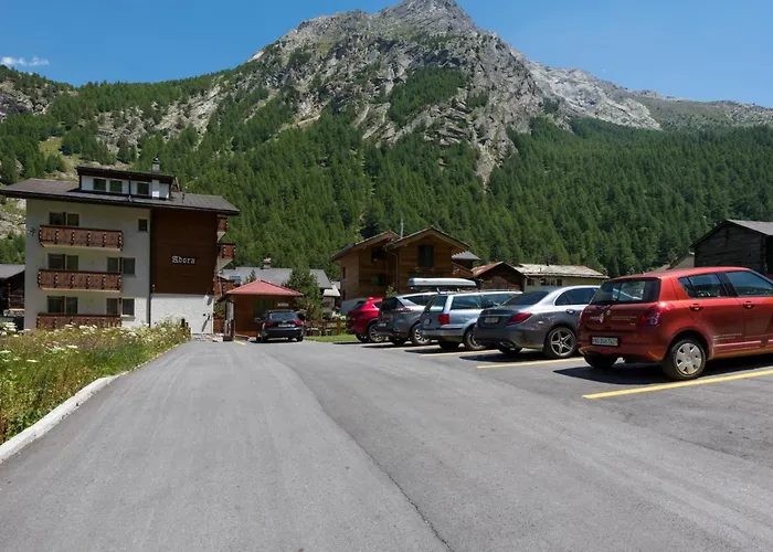 Haus Adora By Interhome アパート サース・アルマゲル